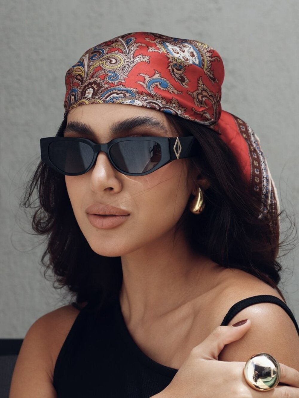 Dior CD Diamond S7I Sunglasses – Black Cat Eye with Grey Lenses (10A0) - Picture 10 of 12